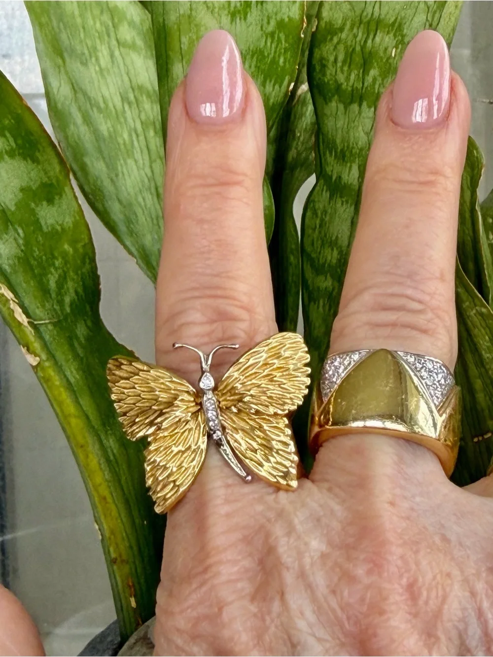 18 karat gold and diamond butterfly ring